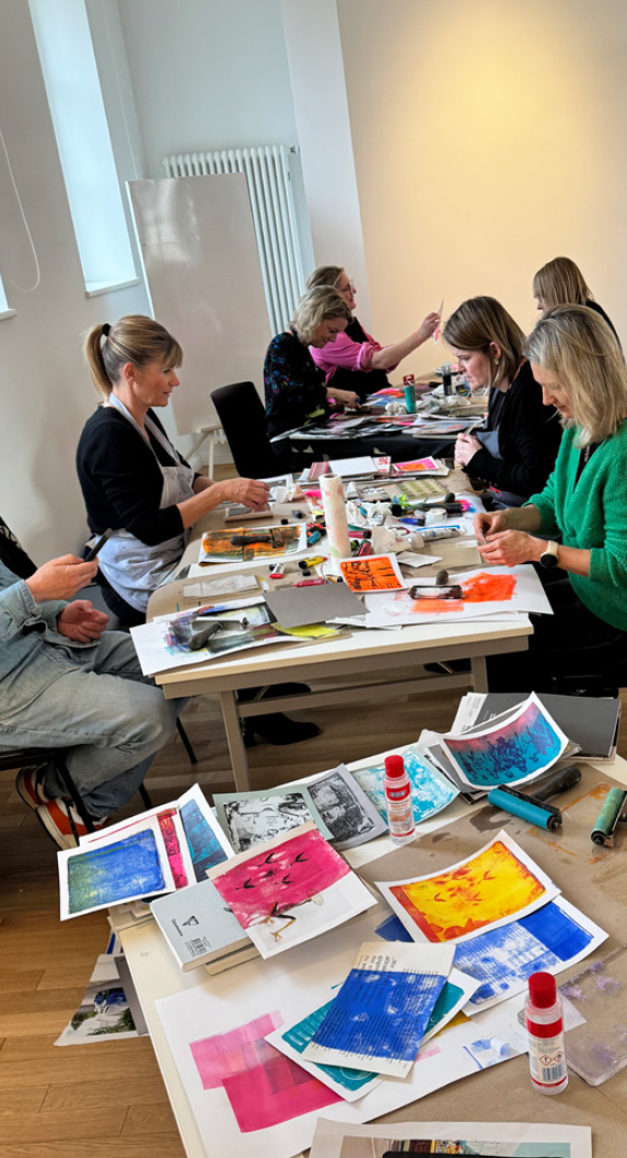 Gelli-printing<br><em>for everyone</em>